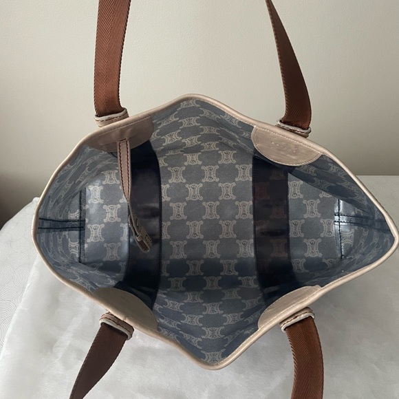 Celine Clear PVC Tote - Picture 6 of 11